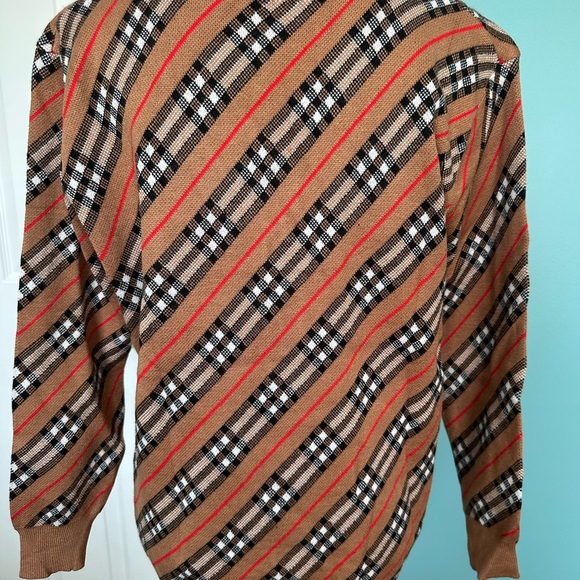 Cardigan - Picture 2 of 2